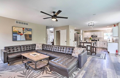 Thornton Hütte | Spacious Parkview Home Near Denver w/ Game Room