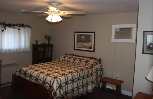 Bronston Kabine | Spacious Place with Lake View