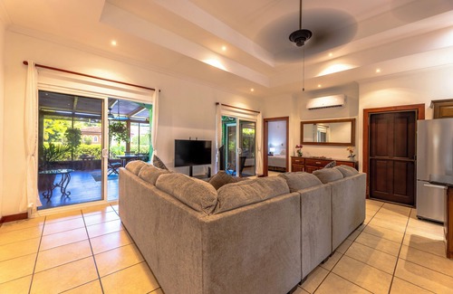 Bejuco Haus | Casa 81 - Private community house with pool