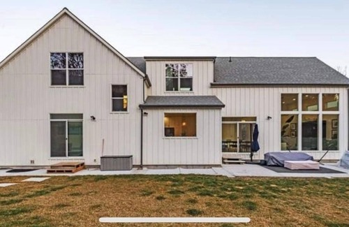 Scera Park South Haus | Spacious & Prime location. Open concept, hot tub, home gym & play ground.