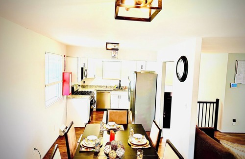 South Gate Haus | Spacious & Relaxing Glen Burnie Home! Perfect for Families!