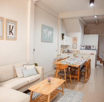 Phra Khanong Nuea Haus | Spacious Relaxing Townhouse with Rooftop in Ekamai