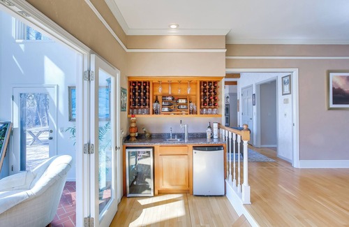 Madison Hütte | Spacious & Secluded Madison Home Near Dtwn!