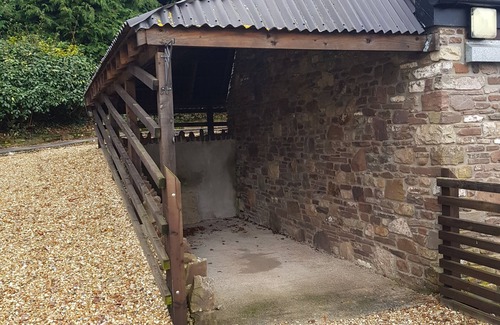 Llanfoist Wohnung | Geräumiges Apartment zur Selbstverpflegung mit privatem Zugang