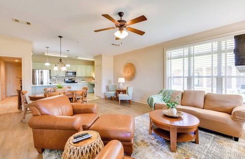 Springfield Villa | Spacious Springfield Home w/ Golf Course View!