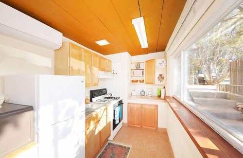 West Alameda Wohnung | Ruhige Lage für zwei - nur 5 Meilen von Downtown Plaza!