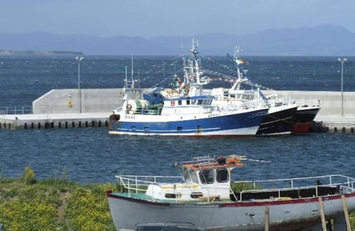 Clogherhead Haus | Spacious Thatched cottage with modern facilities in seaside village