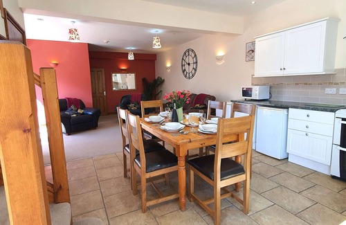 Woolland Haus | Der Getreidespeicher, Hallenbad, Schlafmöglichkeiten für 5.