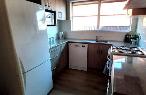 Yarrawonga Haus | Spacious Unit in Convenient Location