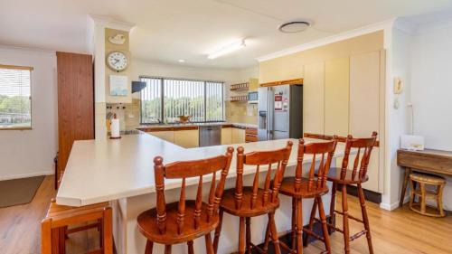 Woorim Haus | Spacious Unit overlooking Moreton Bay - Boyd St, Woorim