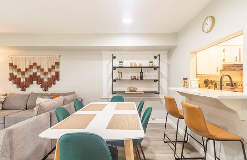 Eagle Haus | Spacious, Upgraded and Comfortable! Eagle Two Bedroom Retreat!