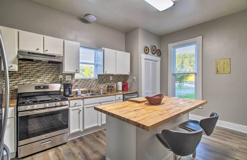 Sharon Haus | Spacious Virginia Retreat w/ Mountain Views