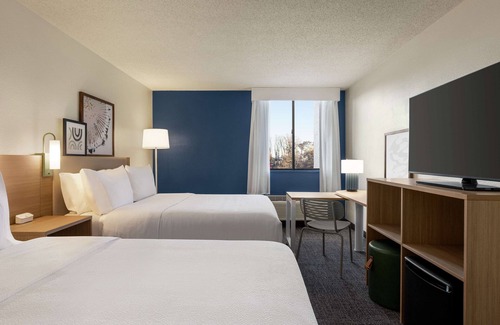 Germantown Hotel | Spark by Hilton Germantown Washington DC North