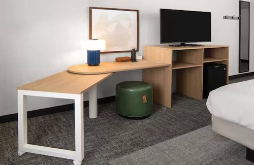 Sheridan Hotel | Spark by Hilton Sheridan