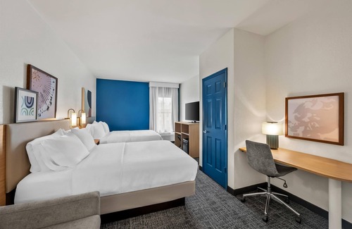 Pine Forest Hotel | Spark by Hilton Spring Lake Fayetteville