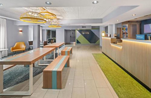 Waldorf Hotel | Spark by Hilton Waldorf