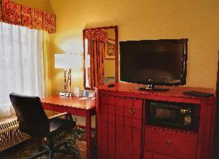 Walker Hotel | Spark by Hilton Walker Grand Rapids North