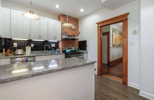 Weinland Park Haus | Sparkling 3BR/Remodeled/Walk to Campus+Short North