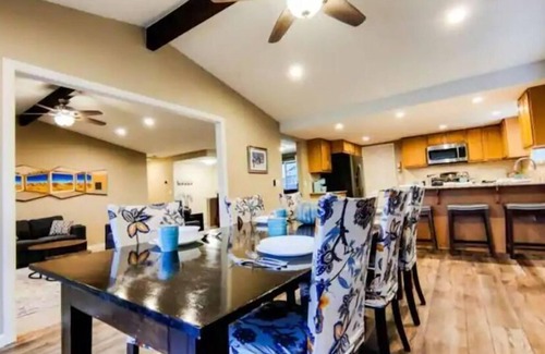 Sparks Haus | Sparks Gem Easy Access RNO/Tahoe