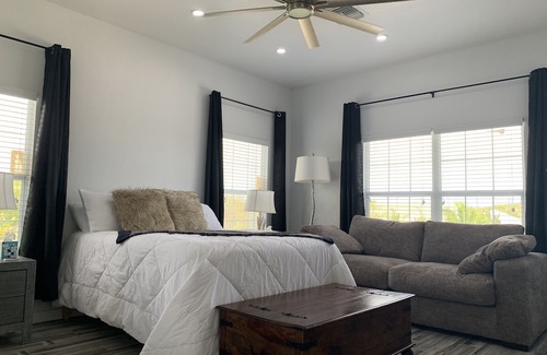 Bodden Town Haus | SPARROW'S LAIR Ocean's Reach 4 bed 3 bath executive home 5 mins to the beach