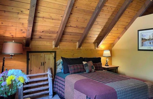 Trimble Haus | Fall Special! Cute & Cozy Guest Apartment