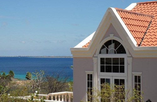 Sabadeco Villa | Spectacular Ocean view with access to private pier swim,dive and snorkel