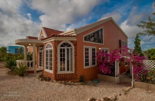Sabadeco Villa | Spectacular Ocean view with access to private pier swim,dive and snorkel