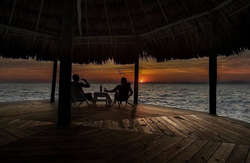 Thatch Caye Resort | Spectacular Ocean Views Cabana w/ Private Roof Patio - A/C Included
