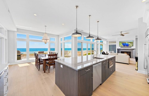 South Beach Haven Haus | Spectacular Oceanfront 4624 SQFT Home With Pool, 6 Bedrooms/7 Baths