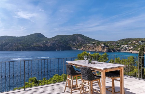 Camp de Mar Villa | Spectacular pool villa in Camp de Mar with stunning views