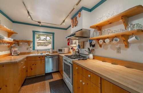 Brockway Haus | Speedboat Retreat in Kings Beach