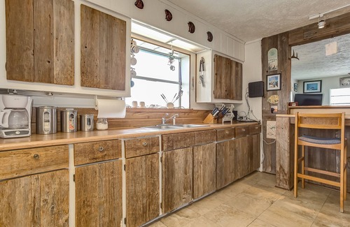 Flour Bluff Haus | KEIN HURRICANE SCHADEN! 2BR / 2BA Laguna Madre Bayhouse - ideal für Familien und Angler