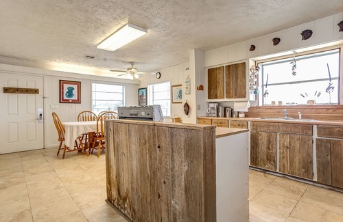 Flour Bluff Haus | KEIN HURRICANE SCHADEN! 2BR / 2BA Laguna Madre Bayhouse - ideal für Familien und Angler