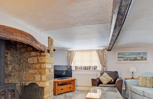 Beaminster Haus | Spinners Hatch