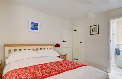 Beaminster Haus | Spinners Hatch