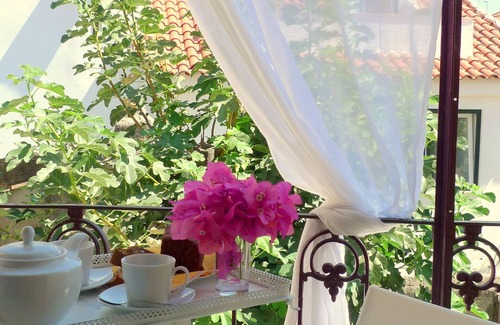 Alfama Wohnung | Spirit of Art - ideal für Familien mit Balkon und Gartenblick