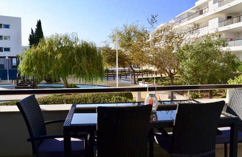 Telheiro Wohnung | Wohnung Lagos Marina 100m2 FREE WIFI / FREE POOL, KLIMAANLAGE.