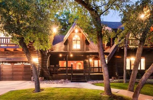 Ogden Kabine | Splinter Shack Ski Lodge in beautiful Ogden UT! Snowbasin only 20 mins away!