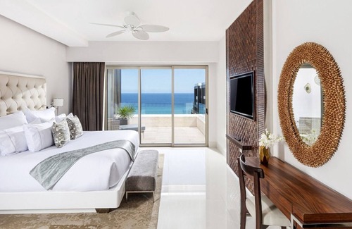 Rancho Cerro Colorado Resort | ✩Split-Level✩3BR Beachfront Luxury✩Private Terrace & Hammock✩