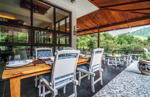 Bhimtal Villa | Spring Casa by Ebony Stays | Luxury 4BHK Villa in Bhimtal with Valley Views