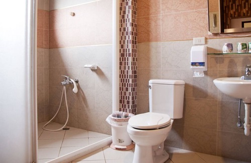 Ren'ai Hotel | Spring Ground B&B