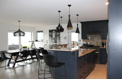 Okanagan-Similkameen Haus | Spring / Summer Vacation Home