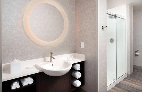 Downtown Atlanta Hotel | SpringHill Suites by Marriott Atlanta Downtown