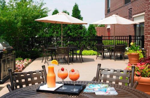 Half Day Hotel | SpringHill Suites Chicago Lincolnshire