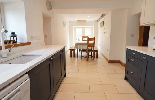 Horton Haus | SPRINKS FARM, pet friendly, with open fire in Biddulph Moor