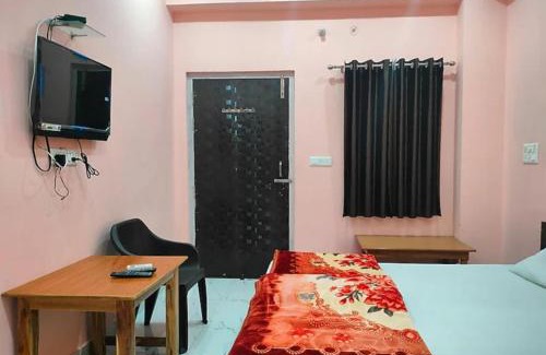 Ayodhya Haus | Sri Rameshwaram Guest House Near by Ram Mandir 300 Meter