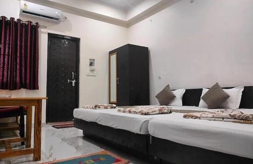 Ayodhya Haus | Sri Rameshwaram Guest House Near by Ram Mandir 300 Meter