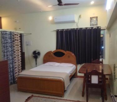 Theni Haus | Sri Vasishta Homestays