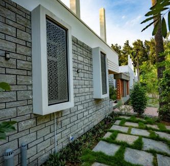 Cheyyur Haus | SSS Large Farm House