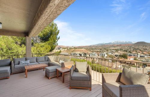 St. George Haus | St George Vacation Rental Condo sleeps 9 guest with Resort Amenities